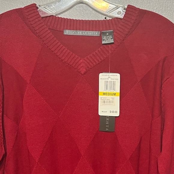 Oscar De La Renta Men’s True Red Diamond Argyle V-Neck Sweater, Medium, Cotton - Picture 8 of 8